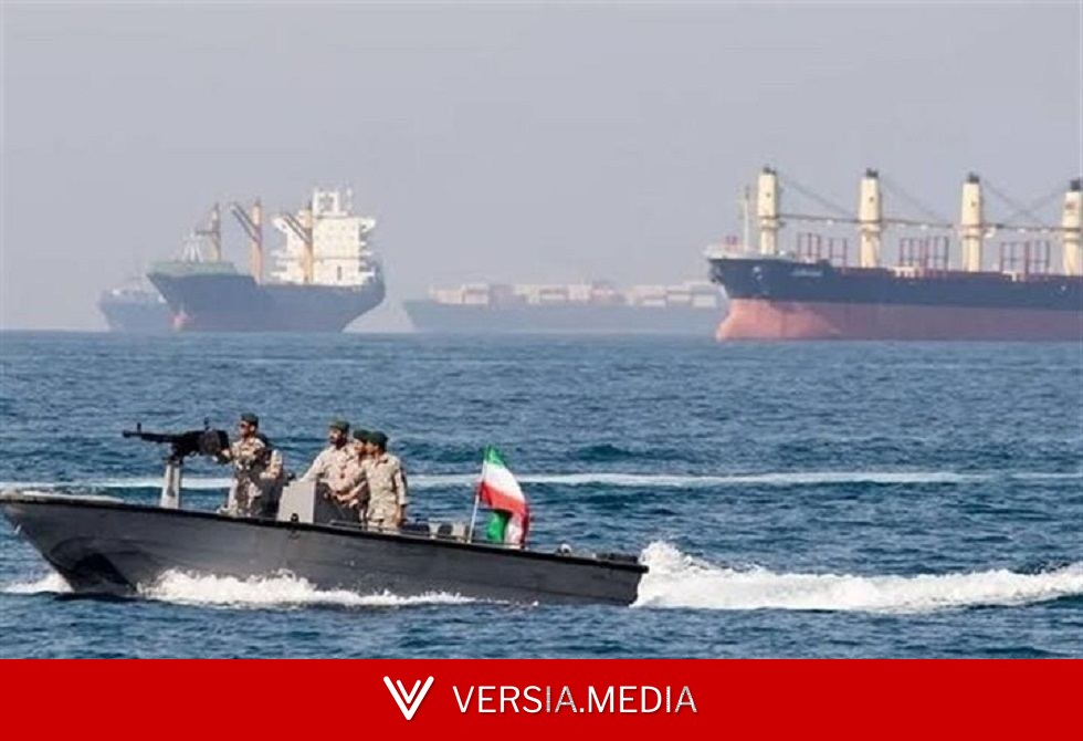 الحرس الثوري يعلن استهداف 4 سفن تحت الحماية الأمريكية في مضيق هرمز